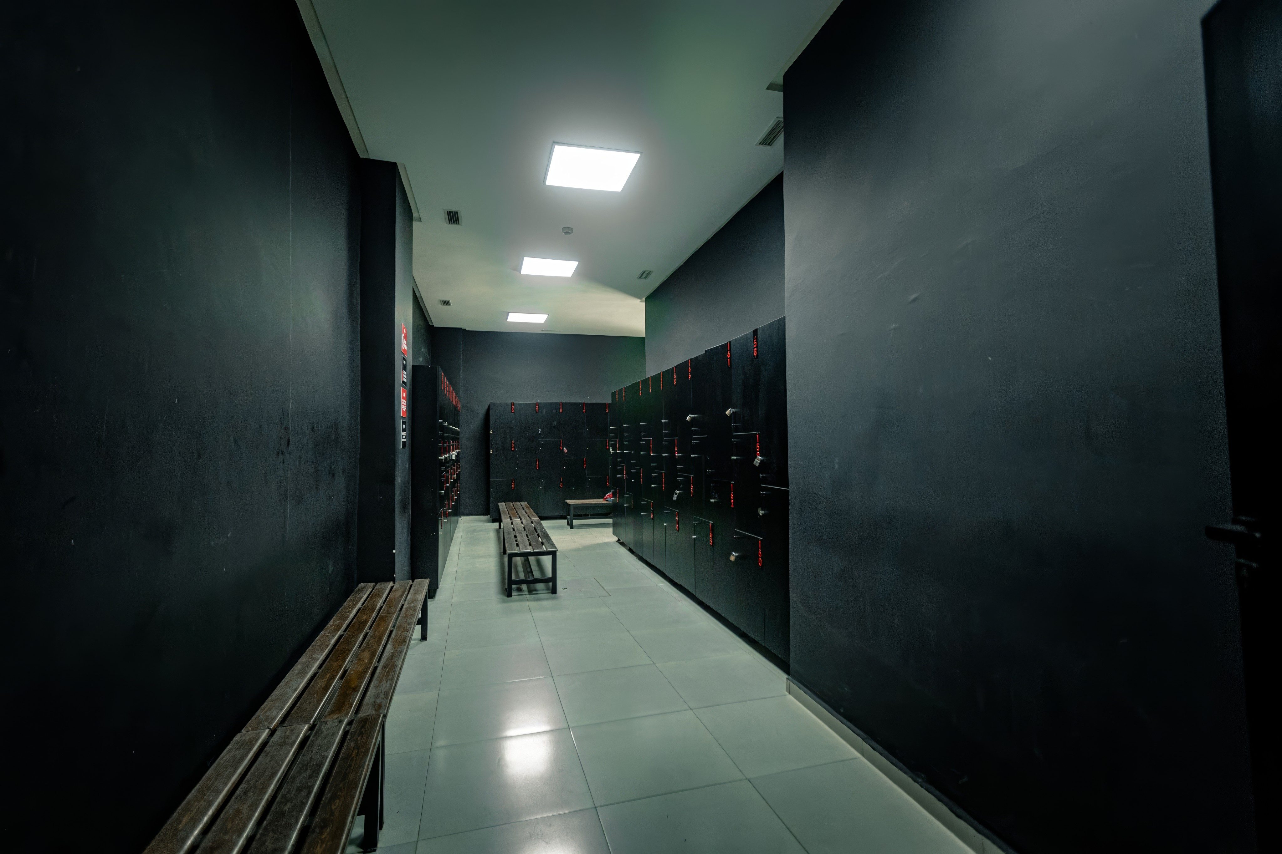 Oxygen Mega Club — vestiaires